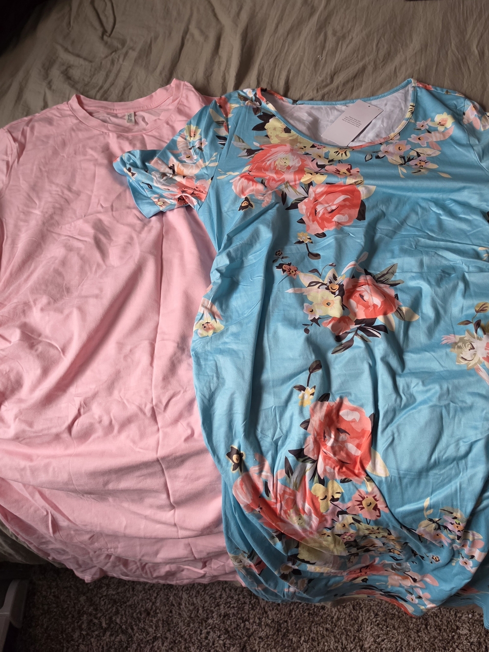 Women’s Floral Blue Scoop Neck And Pink Dresses
